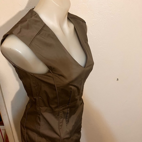H & M Elegant Brown Sleeveless cocktail Dress size 10 nwot - Picture 7 of 9